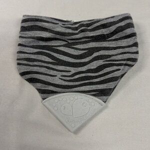 🐥 Prelim Pinpin - teething bandana bib